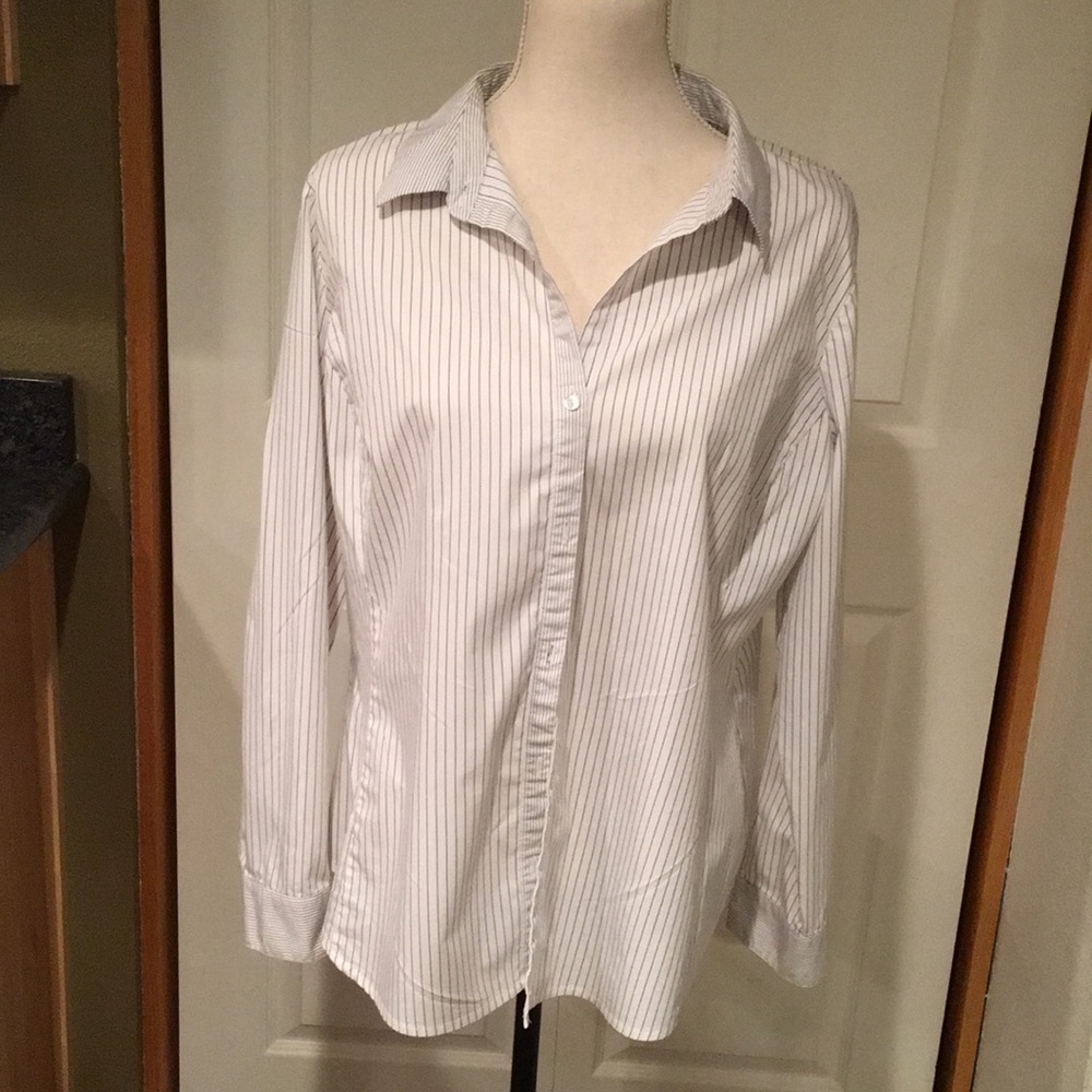 Worthington size 16 button up shirt